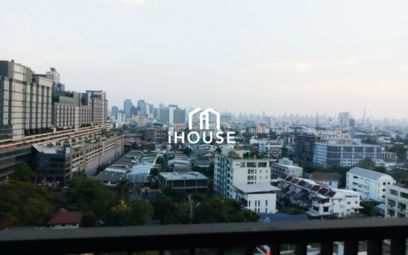 Whizdom Avenue Ratchada - Ladprao